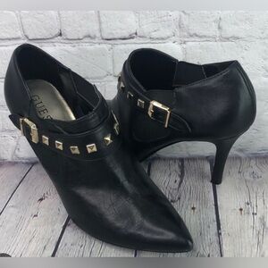 UGC GUESS T Pyramid Studded Sz 8.5M Black Leather Ankle Booties Stilettos Heels